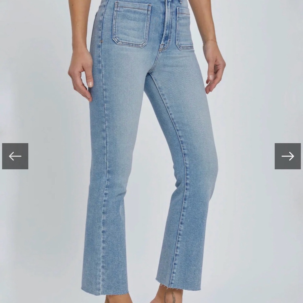NWT Hidden Jeans Happi High Rise Cropped Flare Light blue size 28